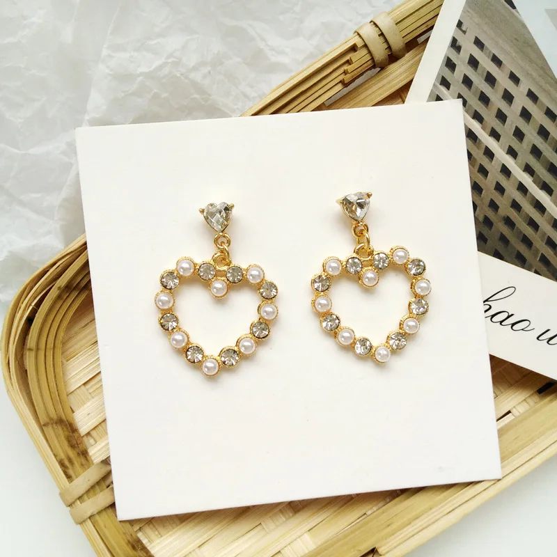 

Korean Fashion Simple Love Sweet Girl Crystal Drop Earrings Heart Pearl Earrings Women Jewelry Student Gift