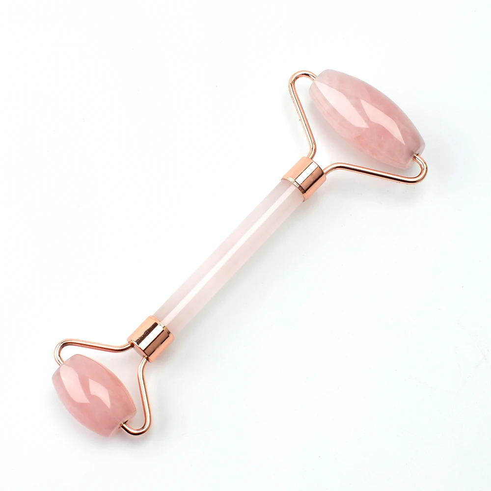 розовый ролер для лиц кварц. массажер для лица jade roller из натурального розового кварца, гуаша. роллер и скребок гуаша кварц. массажер для лица розовый. массажёр для лица роликовый нефритовый розовый кварц.