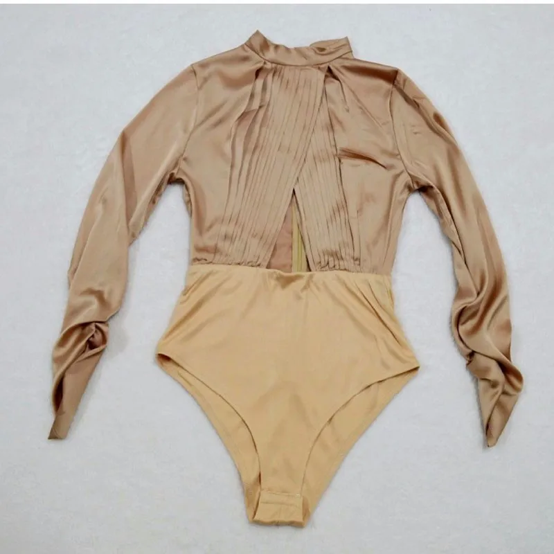 HTB1u8r1OFXXXXbzaFXXq6xXFXXXH