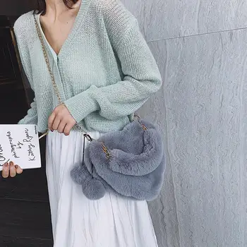 

Woman Shoulder Bag Plush Heart-shaped Cross-body Bag Handbag with Chain Belt