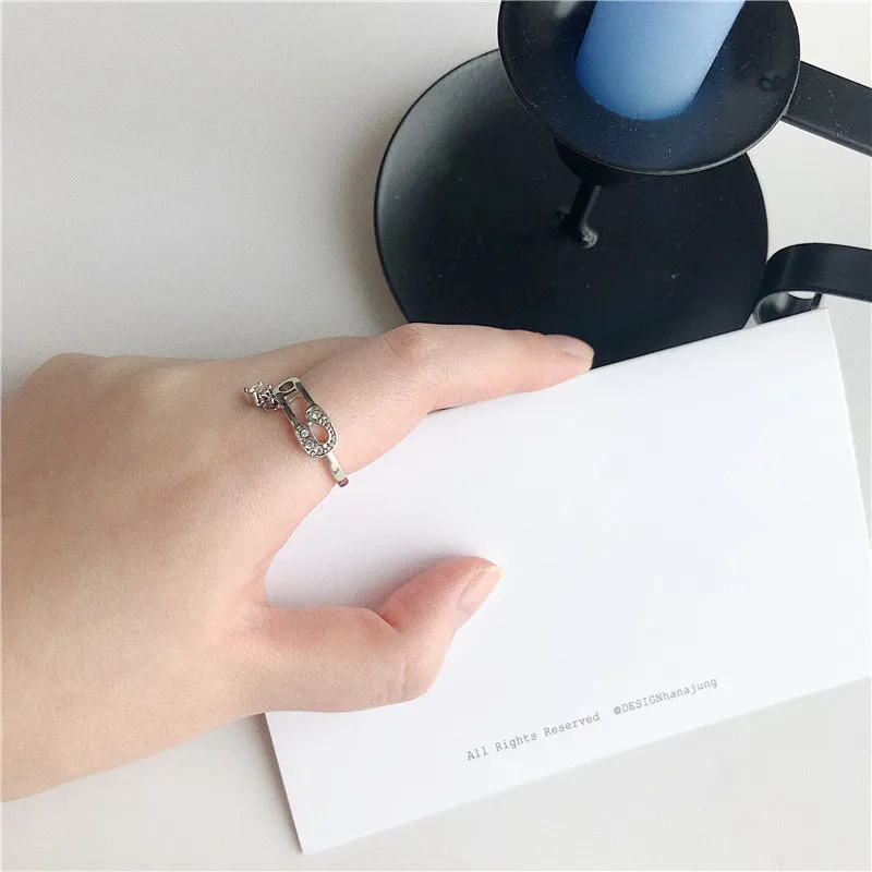 Креативный стиль Серебряный Pin бумага форма клипа горный хрусталь регулируемое Открытое кольцо для женщин модное Ювелирное Украшение с оригинальным дизайном оптом