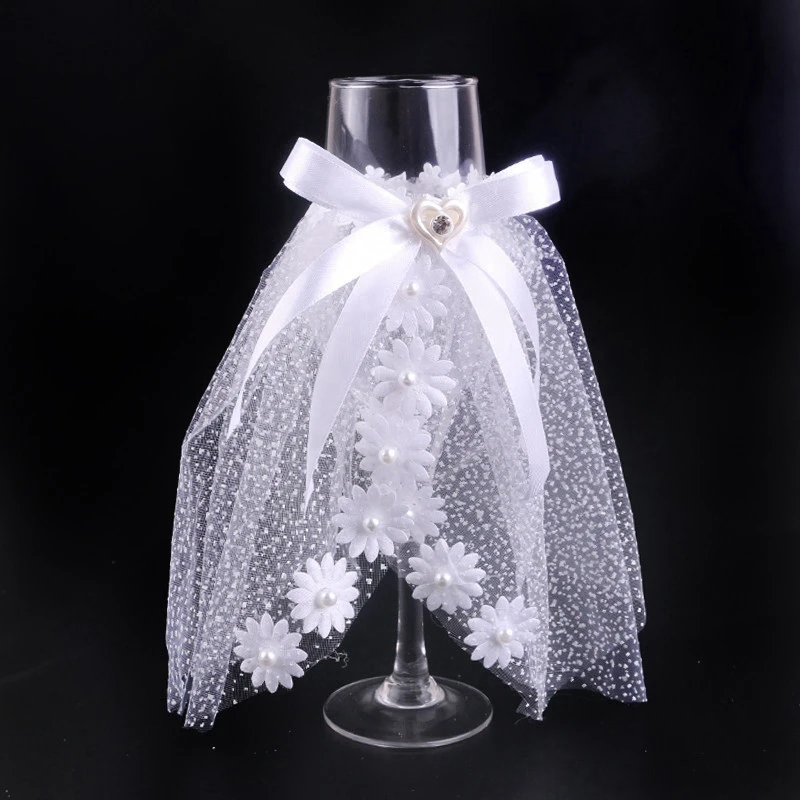 ABUI-Creative Gift Bridal and Groom Lace Dress Champagne Flutes Wedding Glasses Set Cup Toasting Goblet Wedding Home Hotel Decor