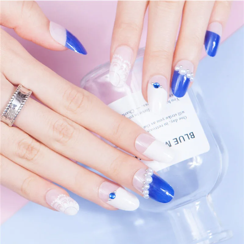 

New Elegent Imitation Pearl White Blue Fake Nails Korean Exquisite Charming Medium Length Full Cover Round False Nail Tips Tools