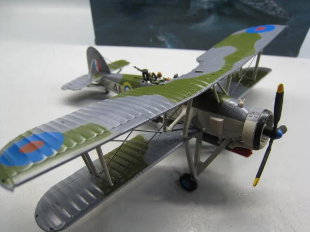 1: 72 мировая война Второй мировой войны Англия британская армия торпеда атака меч рыба биплан ВВС истребитель классический самолет модель