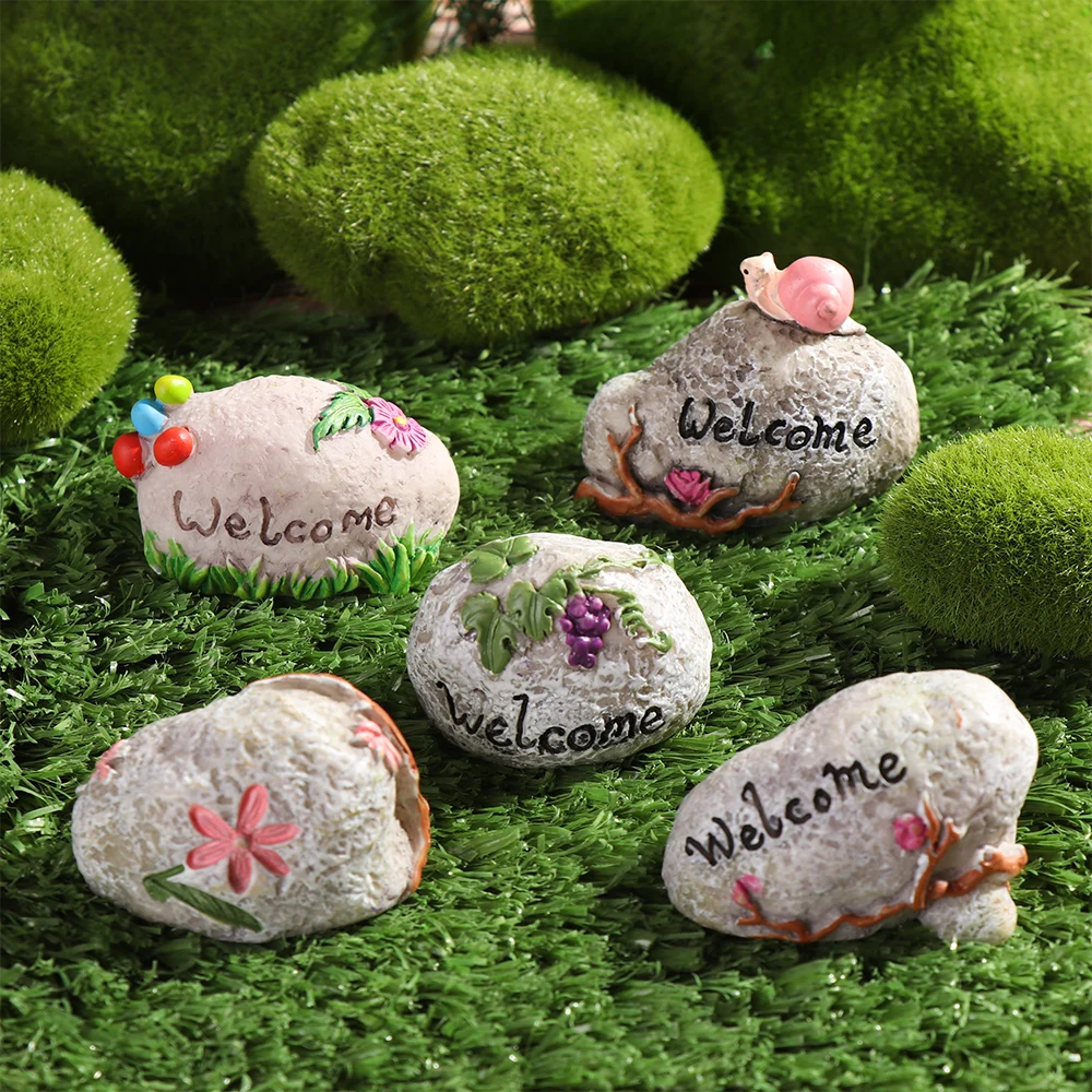 1 Pc Mini Road Sign Simulation Stone Signpost Micro Landscape Doll House Desktop Ornament Resin Craft Gift Fashion Home Decor-4