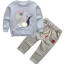 Костюм для маленьких мальчиков; Новинка г.; осенний костюм с динозавром; детский спортивный костюм из двух предметов с длинными рукавами на весну и осень