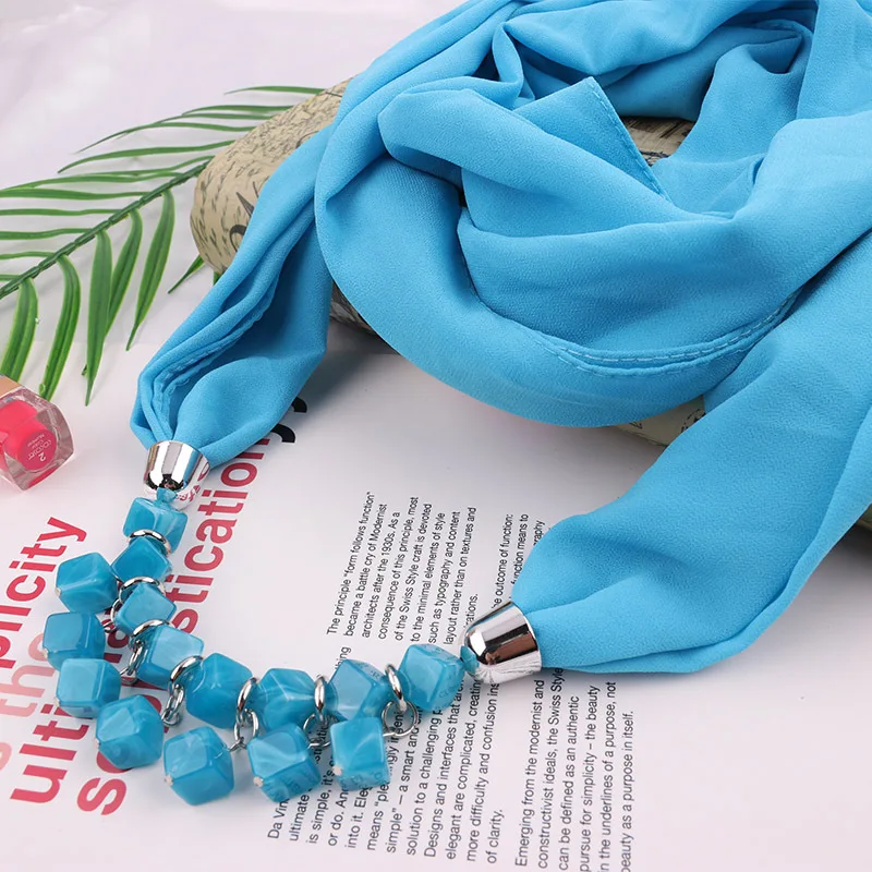 10720305634_115398159