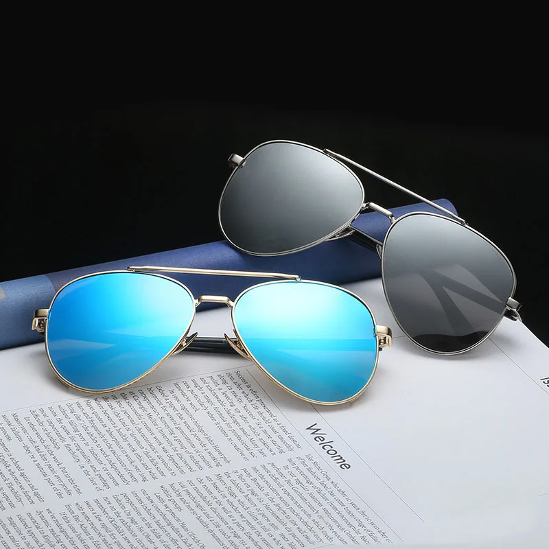 

Luxury brand unisex couple polarized sunglasses fashion color film dazzling trend big frame toad mirror woman sunglasses