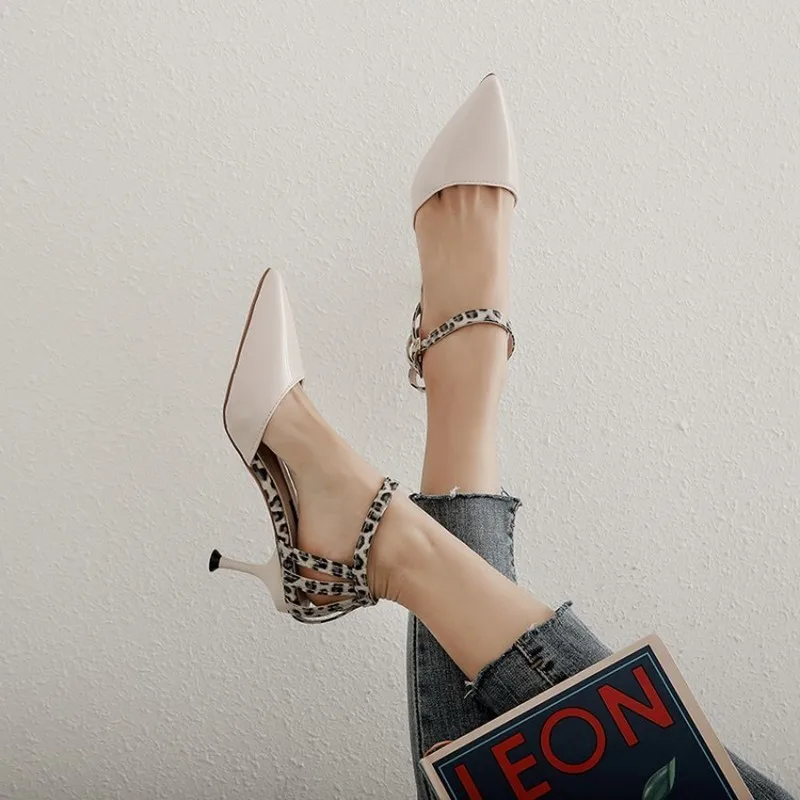 

Classic sandals sexy Leopard Buckle Strap casual female shoes Wedding Party Women high heels pointed toe Sandalias Y16-18