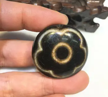 

Energy Power Tibetan Old Agate Flower Coin Shape Goat Eye dZi Bead Pendant 3A 35