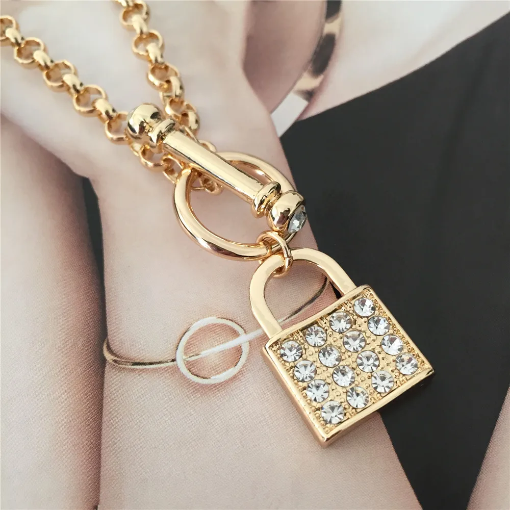 Trendy Loking Heart Theme Delicate Shiny Lock Shape Bar Pendant 45cm Length Necklace For Women Girl Party Decoration Jewelry