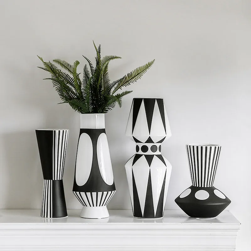 Nordic creative black and white ceramic vase abstract style flower arrangement flower retro classic home craft