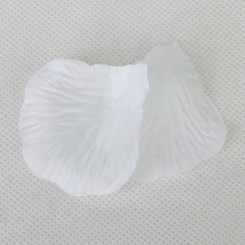 100pcs Rose Petals Artificial Flowers for Wedding Decoration-White