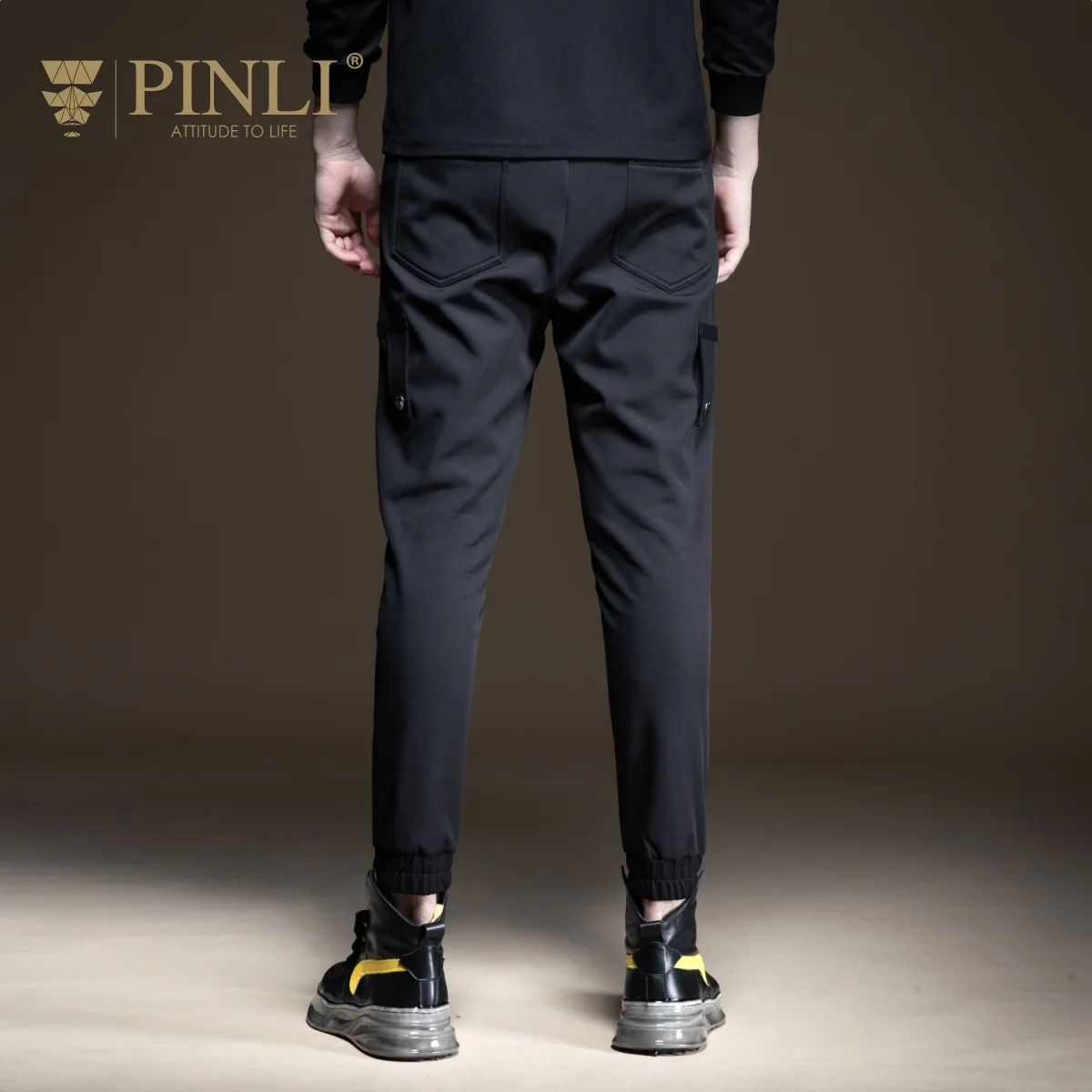 Jogger Специальное предложение полиэстер Pinli осень новые мужские Украшенные тело плюш и утолщенные спортивные штаны для отдыха B193417243