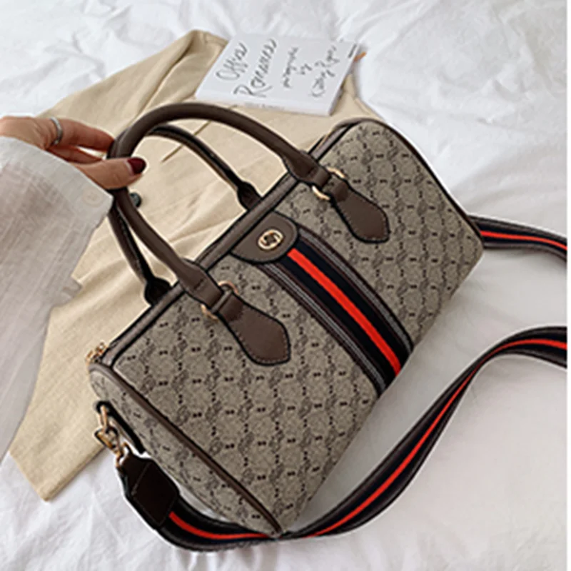 summer new tide slanting female bag Korean version of the wild fashion new version of the shoulder bag - Цвет: Light Brown