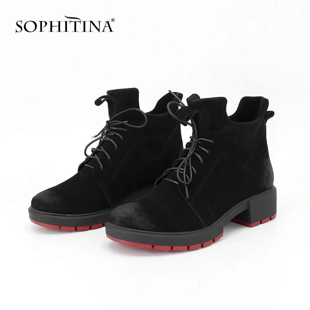 SOPHITINA/Лидер продаж 2019г. Элегантные легкие ботильоны из натурального спилка и стрейчевой ткани, подкладка из ворсина. Удобные теплые ботинки с округленным мыском на низком кублуке и полстой подошве. Обувь. SC91