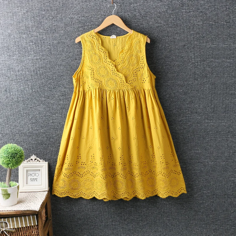

5960 new summer women fresh Japan style dress Cotton loose Embroidered V-neck sleeveless short dress women Literary mini dresses