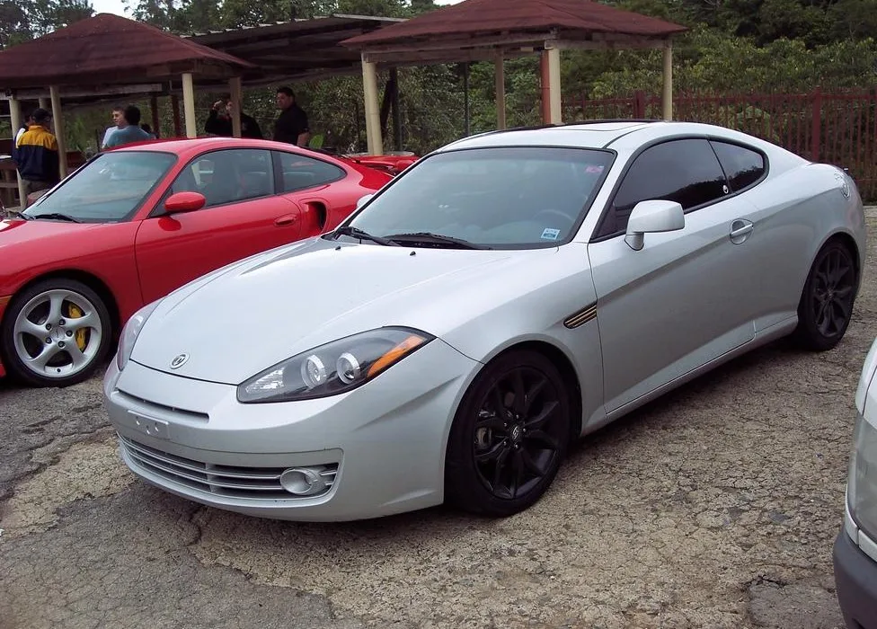 Для hyundai Tiburon GK FL2 2007 2008 супер яркий белый цвет 3528 SMD комплект светодиодов «глаза ангела» дневной ходовой светильник DRL