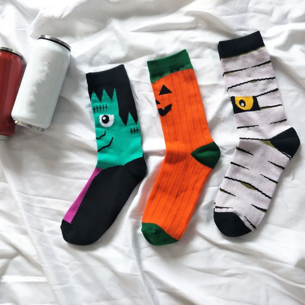 Хлопковые носки с принтом на Хэллоуин, повседневные, рабочие, деловые, коралловые, флисовые, средние, спортивные носки, 20-22 см, 3 цвета, теплые носки для мужчин и женщин