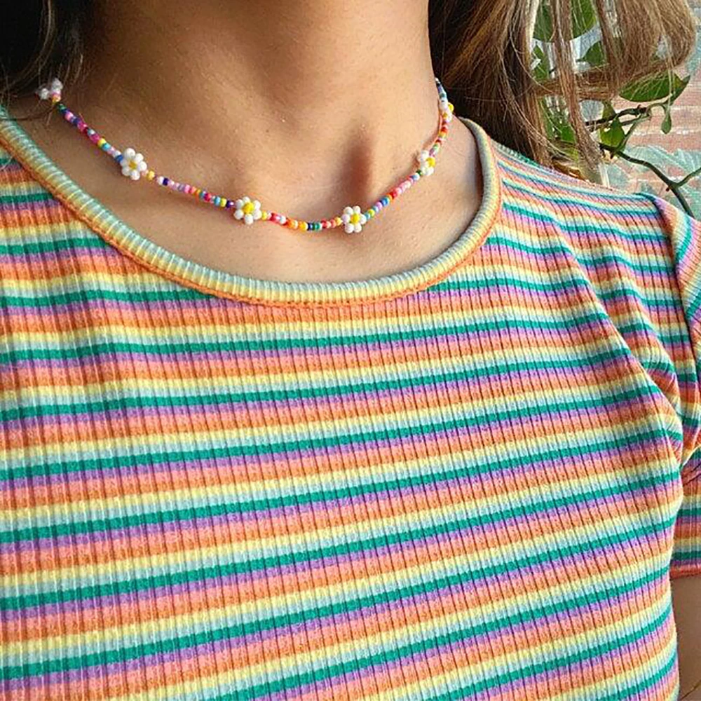2021 New Lovely Daisy Flower Colorful Beads Pearl Clavicle Choker Necklace for Women Girls Spring Summer Jewelry Wholesale