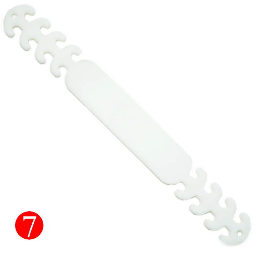 18279800990_1797221838