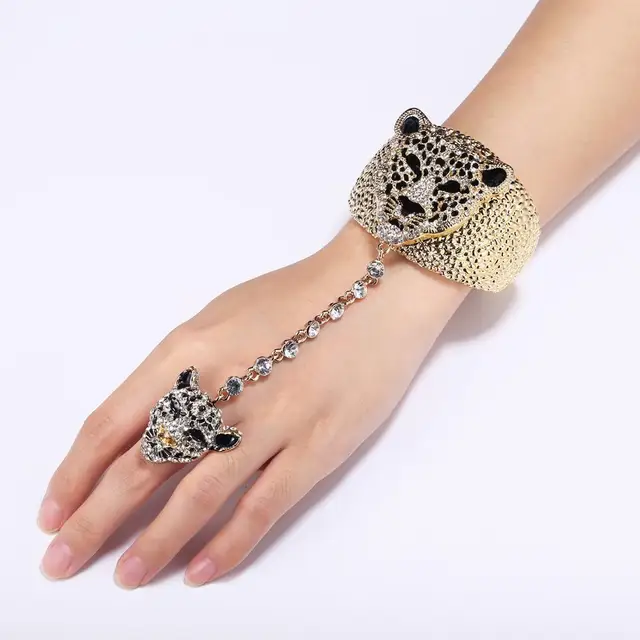 Bracelet Leopard with Ring 1