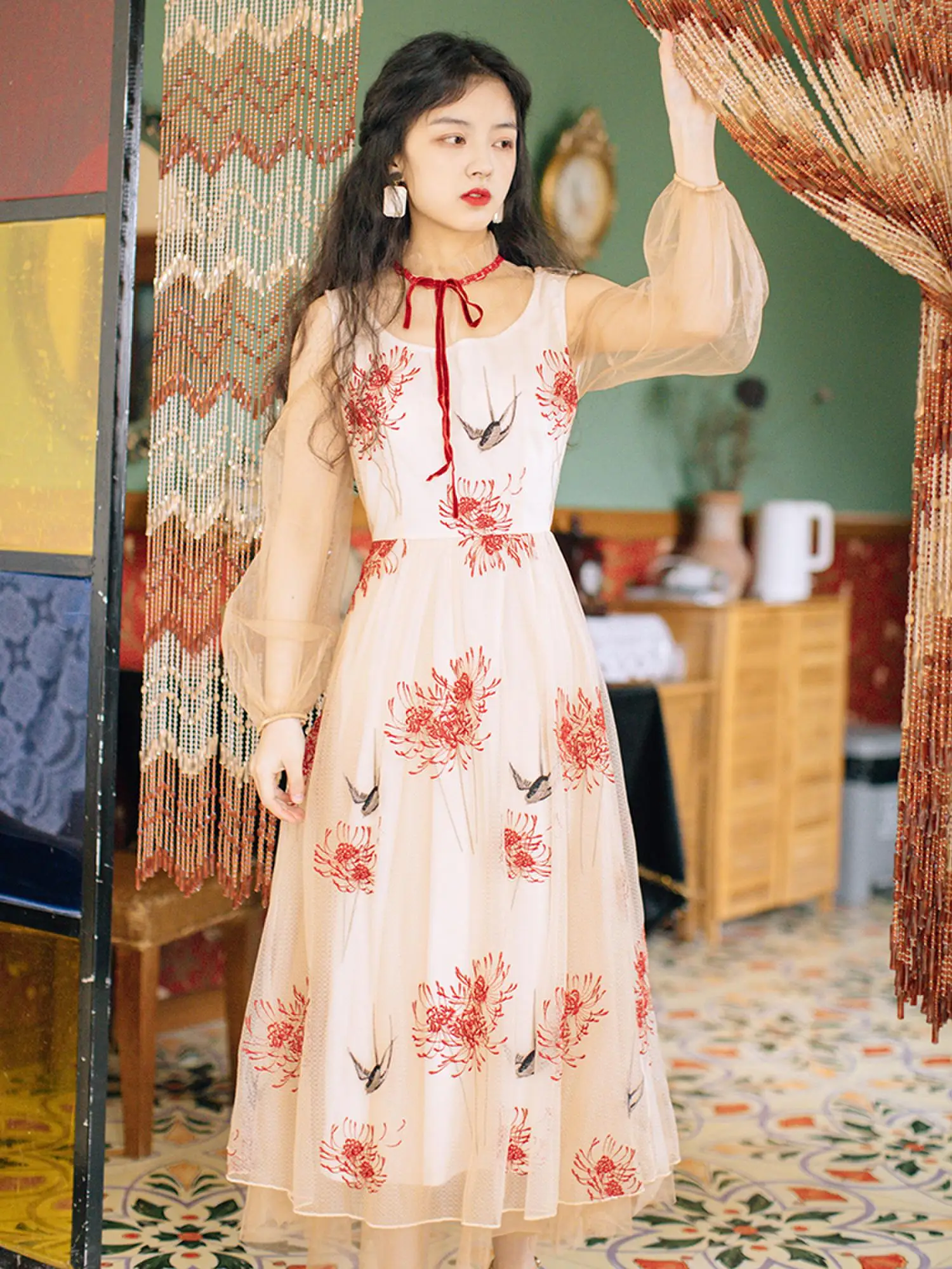 Summer fashion women's clothing in the new French accept waist show thin white gauze embroidery square collar women dress