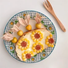 

Korean New Bone China Small Daisy Dinner Round Ceramic Dim Sum Plate Home Dish Тарелки Для Еды Luminarc Vajilla Navidad Platos