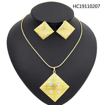 

Yulaili Wholesale Trendy Copper Alloy Square Shape Crystal Stud Earrings Pendant Necklace Jewelry Sets for Women Party Daily