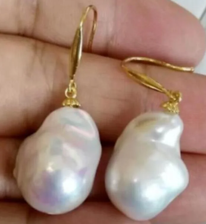 

Huge AAA 19x13mm South Sea White Baroque Pearl Earrings 14K/20 YELLOW GOLD