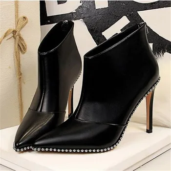 

Autumn Winter Black Patent Leather Women Ankle Boots Pointed Toe Rivet High Heel Boots Sexy Stiletto Female Pumps Chelsea Boots