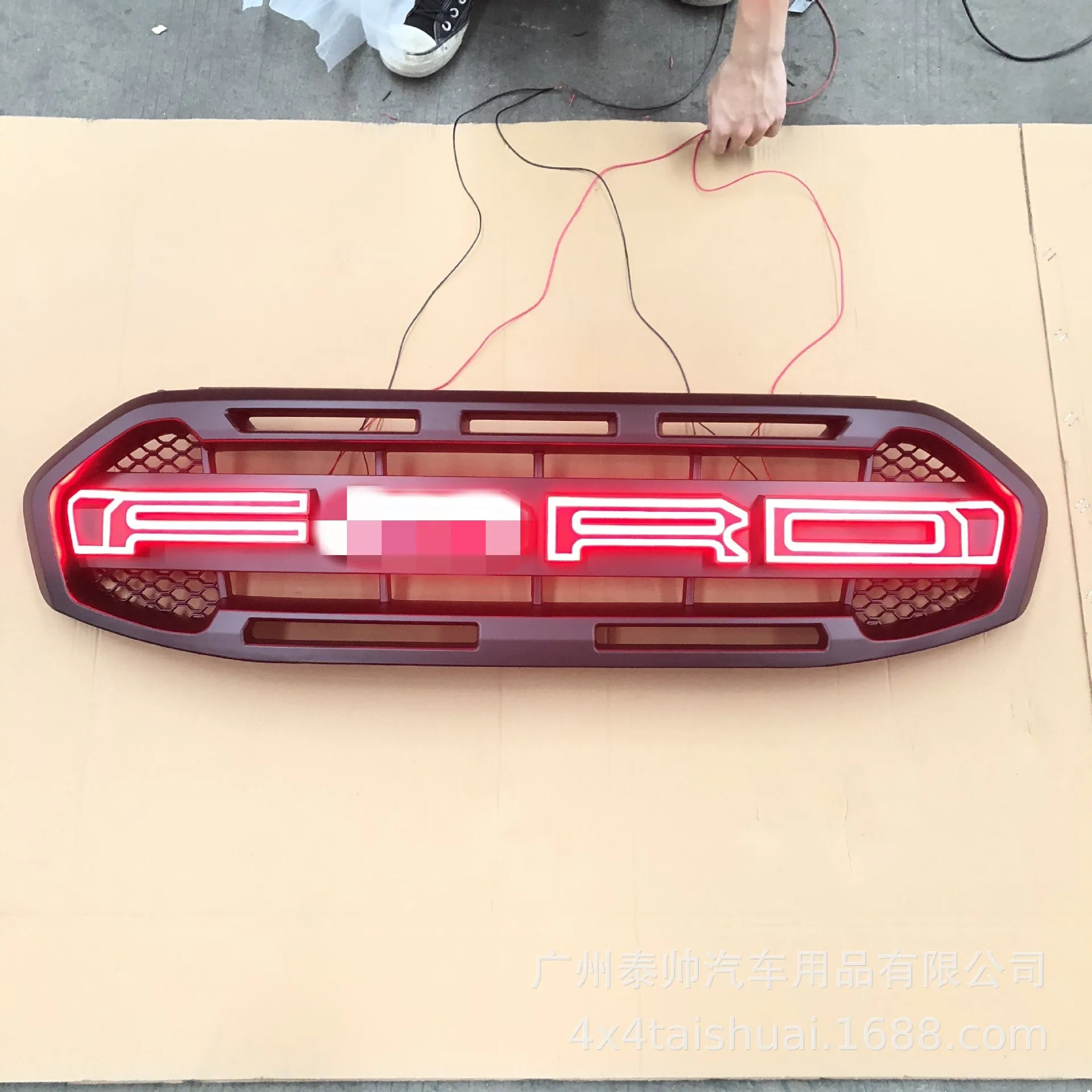 For Ford Ranger T8 2018-2019 High Quality ABS Front Middle Grill Front Bumper Grille Racing Grills With LED Letters