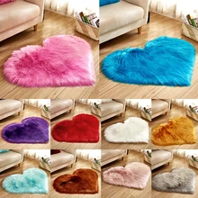 

Thick Soft Bedside Mats Lovely Comfortable Heart-shaped Children Bed Room Fluffy Floor Carpets Home Decor Rugs Soft Velvet Mat