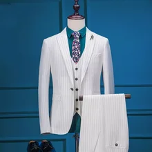 Новейшие мужские костюмы с полосками жениха смокинг с лацканами с острыми углами мужские костюмы для шафера жениха(куртка+ брюки+ жилет+ галстук