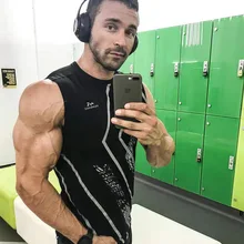 Мужская летняя одежда для занятий фитнесом, стиль, Спортивный Повседневный жилет для бега, без рукавов, с вырезом лодочкой, эластичный жилет