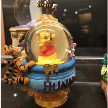 

Shanghai Disney Resort Winnie the Pooh Tigger Rotation Crystal Ball Sculpture Creative Children Birthday Gift X5623