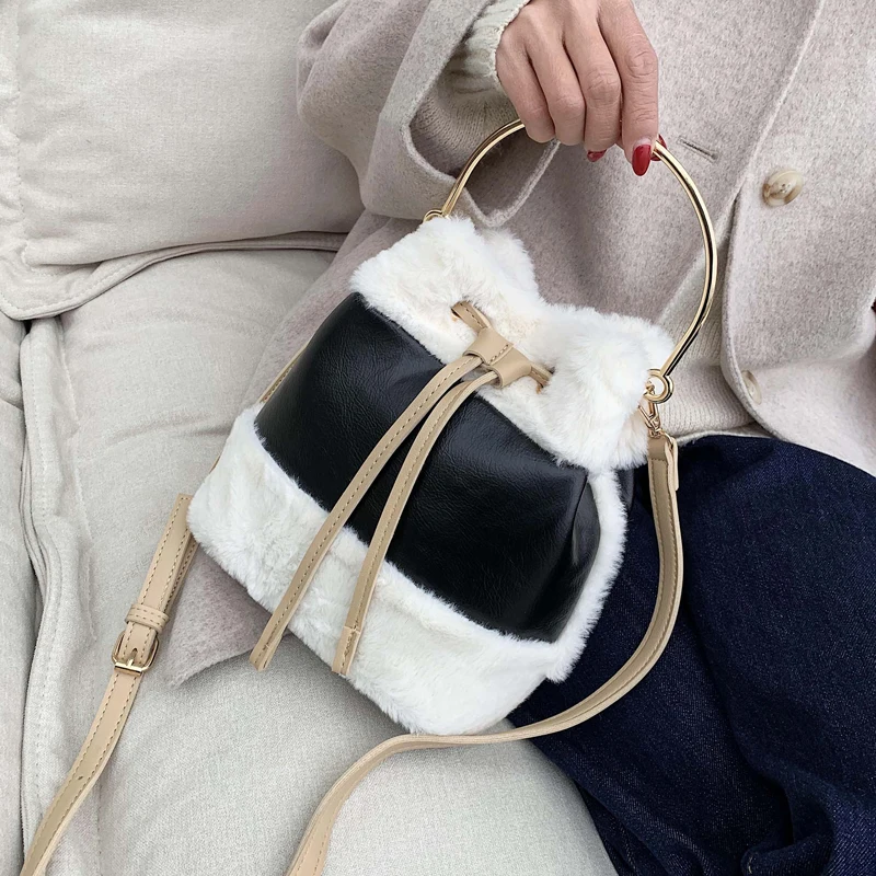 iVog New Arrival Everyday Female Small Crossbody Messenger Handbag Fur cc Geometric Fashion Bucket Bags for Women