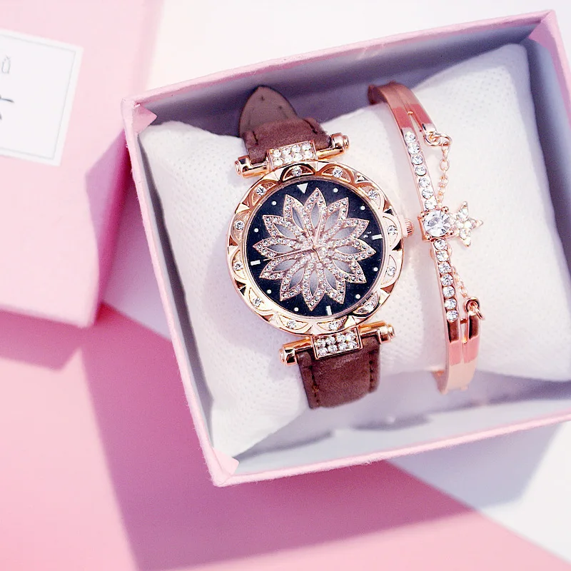 Горячая распродажа Женские часы с браслетом Комплект дамский браслет цветок повседневные часы, кожа кварцевые наручные часы Часы Relogio Feminino - Цвет: Brown bracelet