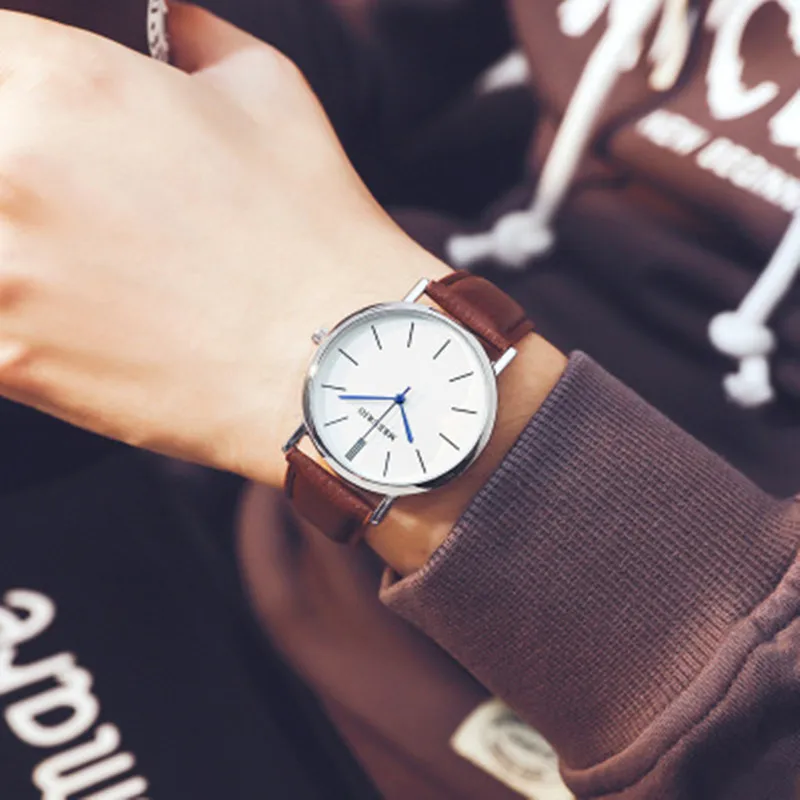 

2020 New Nordic Simple Fashion Large Dial Watch Men's and Women's Watch Wire Belt Watch Student Watch
