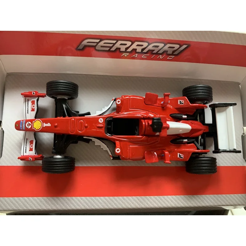 Модель автомобиля Bburago 1:43 F2004 Redbull Shell Helix | Игрушки и хобби