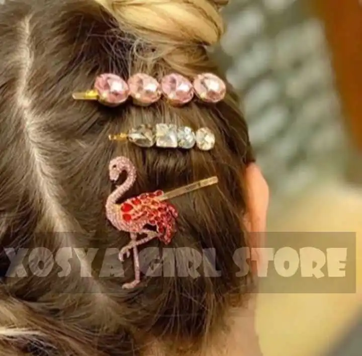 

Simple Korean Letter Women Hairpins Boss,Sexy,Girls Words Sterling Silver Inlaid Full Drill for Girls Hair Accessories FD39