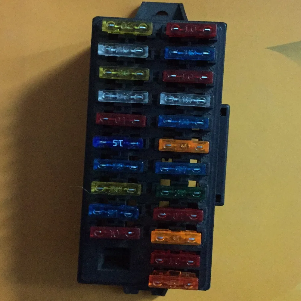 BX2020 Twenty Road Inserting Piece Fuse Seat Agricultural Machine Fuse Seat