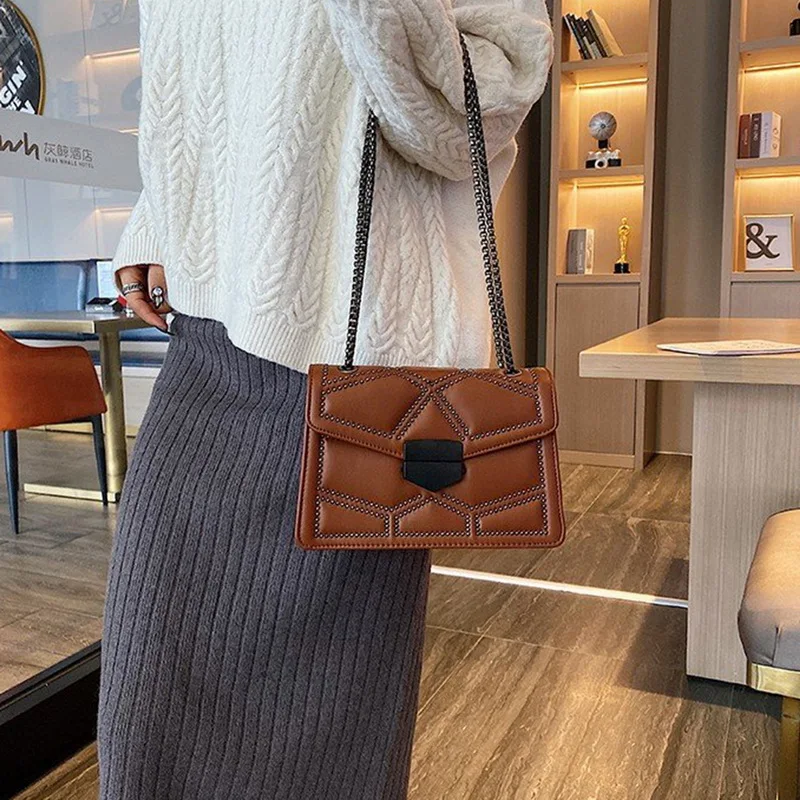 

Litthing Scrub Small Shoulder Messenger Bags for Women 2019 Chain Rivet Lock Crossbody Bag Lady Travel Hand Bags Feminina