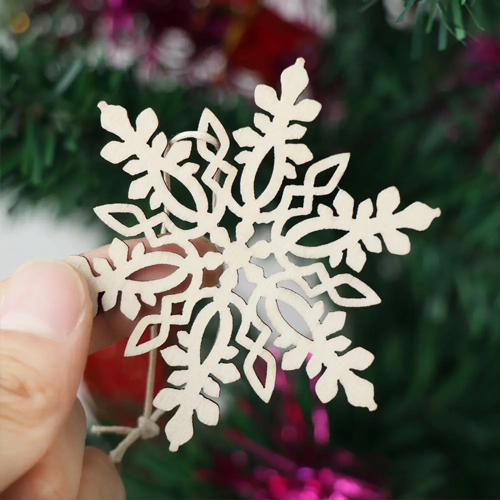 10Pcs DIY Natural Snowflakes Deer Shape Christmas Wooden Chip Hanging Ornaments Pendants Xmas Ornaments Kids Gifts Decorations