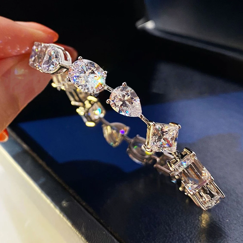 13508604393_1354244134