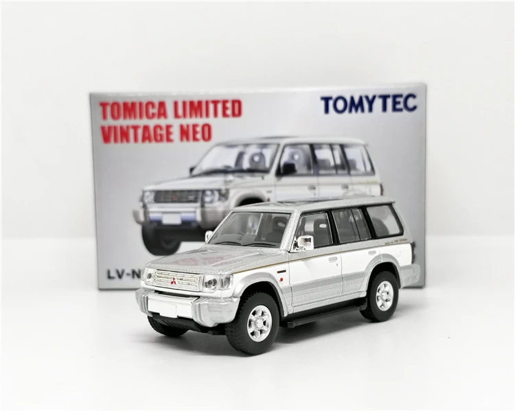 TOMYTEC TLV 1:64 Mitsubishi Pajero Super Exceed Z Diecast Model Car