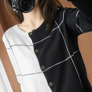 

Spring and Autumn Series Round Neck Knit Cardigan Women's Loose Color-matching Long Sleeve Sweater Short Single-Breasted