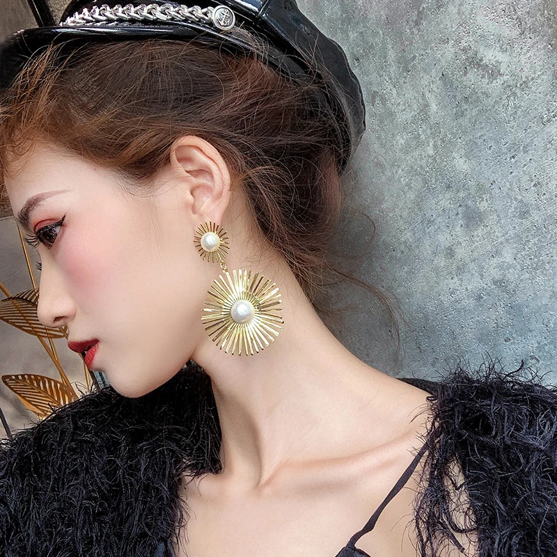 Pendant Earrings Korean Earrings geometric irregular round pendant earrings New trend fashionable simple temperament Women jewelry earrings