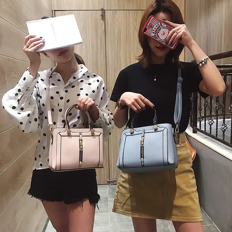 

Summer women 2019 new tide Korean version of simple handbag ins super fire Joker large capacity shoulder bag
