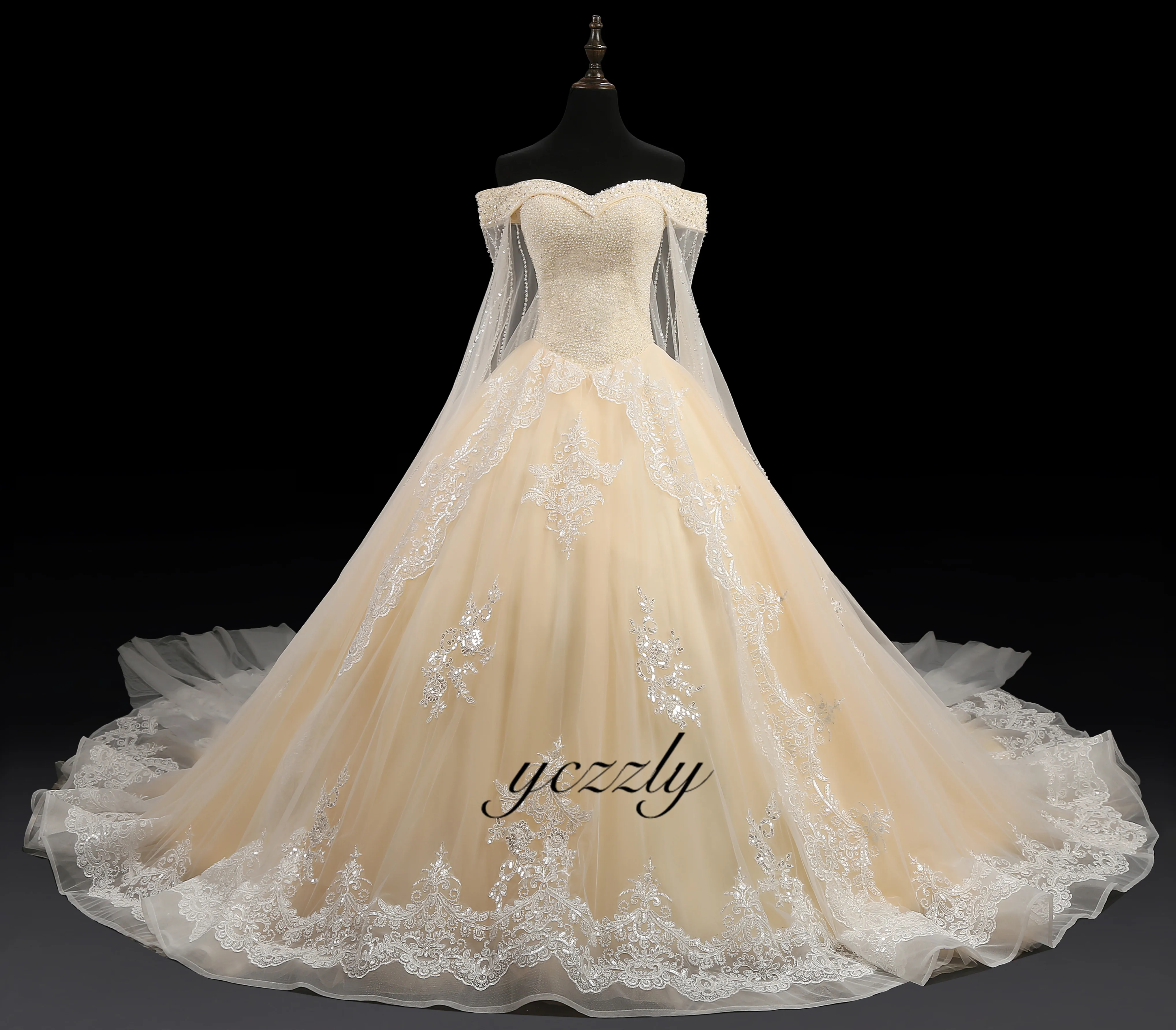 

Robe De Mariee 2019 Champagne Ball Gown Off-shoulder Beading Crystal Wedding Dresses Long Plus Size Wedding Gown With Cape RW419